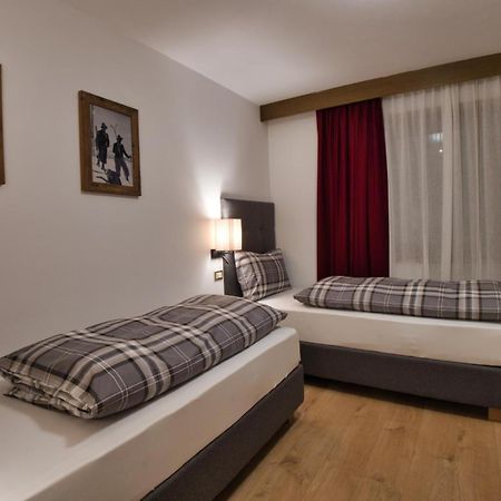 Alp Residence Pelegrin San Vigilio Di Marebbe Δωμάτιο φωτογραφία